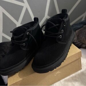 Black UGG Tasman